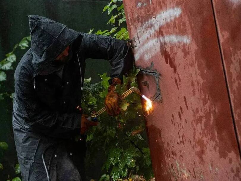 В Сеймском округе Курска стартовал демонтаж нелегальных гаражей: на их месте может возникнуть набережная