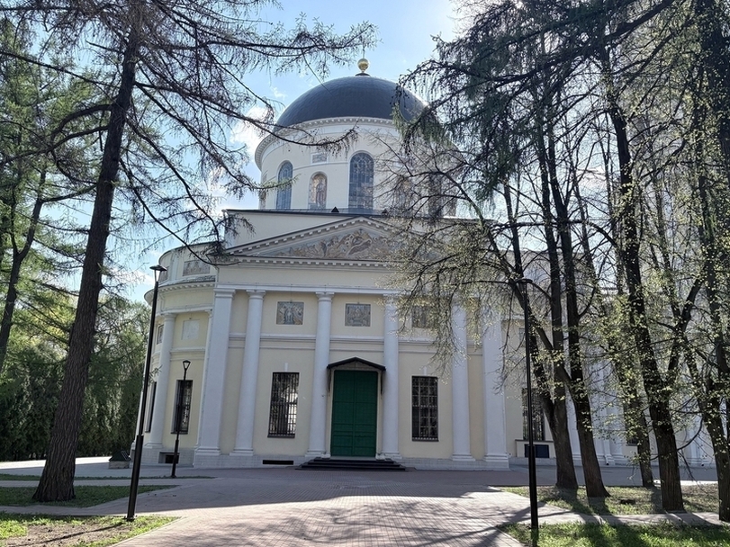 Калужане готовятся к ограничениям 17 сентября и восславляют икону «Неопалимая Купина»